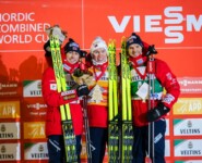 Norwegischer Dreifacherfolg: Jarl Magnus Riiber (NOR), Jens Luraas Oftebro (NOR), Joergen Graabak (NOR), (l-r)