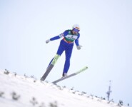 Für manche, wie hier Herman Happonen (FIN), geriet das Springen eher zum Abfahrtslauf.