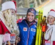 Wenn man sogar vom Weihnachtsmann um ein gemeinsames Foto gebeten wird, hat man es wohl geschafft: Johannes Lamparter (AUT).