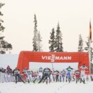 Das Feld auf den letzten Metern: Johannes Rydzek (GER), Stefan Rettenegger (AUT), Jens Luraas Oftebro (NOR), Joergen Graabak (NOR), Vinzenz Geiger (GER), Kristjan Ilves (EST), Johannes Lamparter (AUT), Jarl Magnus Riiber (NOR), (l-r)