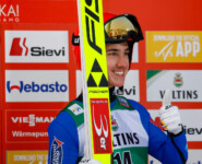 Tristan Sommerfeldt (GER) freut sich über seine persönliche Bestleistung im Weltcup.