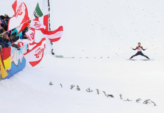 Thomas Rettenegger (AUT) darf beim Heimweltcup auf große Unterstützung hoffen.