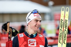 Vinzenz Geiger (GER) konnte bei der letzten Ausgabe einen Weltcup in Ramsau am Dachstein (AUT) für sich entscheiden.