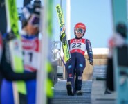 Jenny Nowak (GER) auf dem Weg zu ihrem Sprung