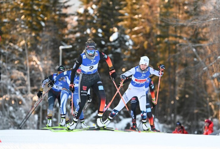 Svenja Wuerth (GER) noch vor Ida Marie Hagen (NOR), (l-r)