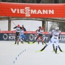 Jens Luraas Oftebro (NOR) setzt sich im Zielsprint um Platz zwei durch.