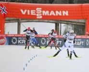 Jens Luraas Oftebro (NOR) setzt sich im Zielsprint um Platz zwei durch.