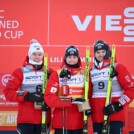 Die Sieger bei den Herren: Jens Luraas Oftebro (NOR), Jarl Magnus Riiber (NOR), Joergen Graabak (NOR), (l-r)