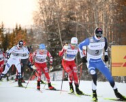 Die Verfolgergruppe: Joergen Graabak (NOR), Stefan Rettenegger (AUT), Johannes Lamparter (AUT), (l-r)