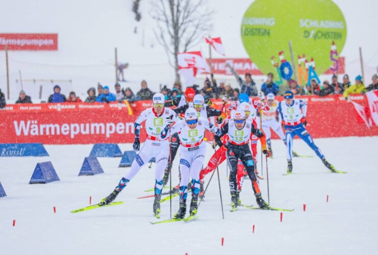 Jens Luraas Oftebro (NOR) gewinnt den Lauf knapp.