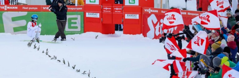 Thomas Rettenegger (AUT) wird vom Heimpublikum gefeiert.