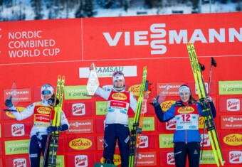 Das Podium der Damen: Gyda Westvold Hansen (NOR), Ida Marie Hagen (NOR), Lisa Hirner (AUT), (l-r)