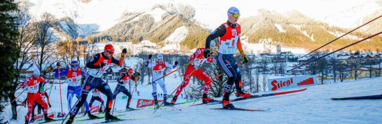 Langlaufen vor herrlicher Kulisse: Johannes Rydzek (GER), Manuel Faisst (GER), (l-r)