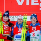 Das Podium des Compact-Rennens: Jarl Magnus Riiber (NOR), Johannes Lamparter (AUT), Stefan Rettenegger (AUT), (l-r)