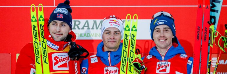 Das Podium des Compact-Rennens: Jarl Magnus Riiber (NOR), Johannes Lamparter (AUT), Stefan Rettenegger (AUT), (l-r)