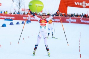 Premierensieg für Ida Marie Hagen (NOR) beim Weltcup in Ramsau (AUT)