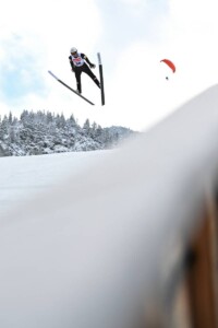 Martin Fritz (AUT) beim Sprung in Oberstdorf