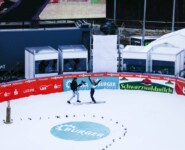 Nathalie Armbruster (GER) freut sich über ihren gelungenen Sprung.