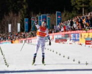 Jarl Magnus Riiber (NOR) gewinnt in Schonach.