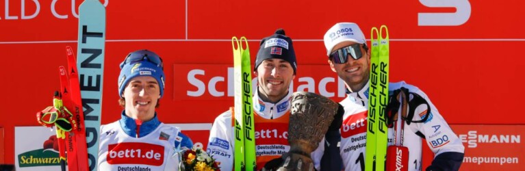 Das Podium der Herren: Stefan Rettenegger (AUT), Jarl Magnus Riiber (NOR), Joergen Graabak (NOR), (l-r)