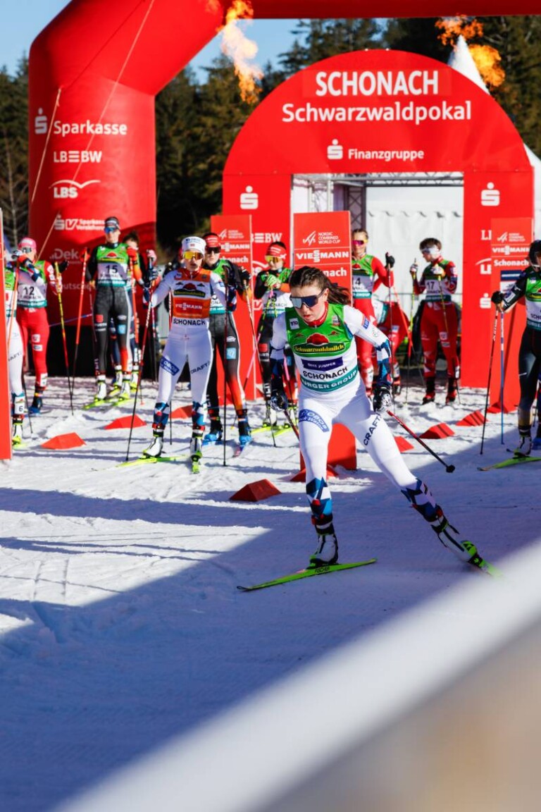 Mari Leinan Lund (NOR) beim Start