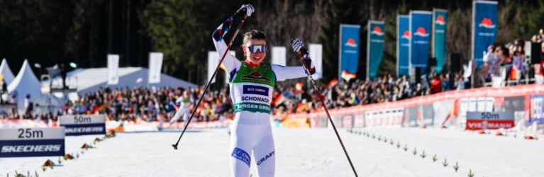 Mari Leinan Lund (NOR) feiert ihren zweiten Weltcupsieg.