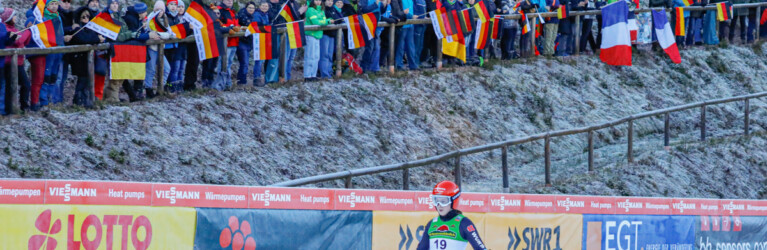 Maria Gerboth (GER) wird vom Schonacher Publikum gefeiert.