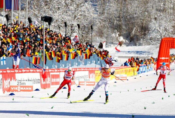 Zielsprint: Johannes Lamparter (AUT), Jarl Magnus Riiber (NOR), Stefan Rettenegger (AUT)