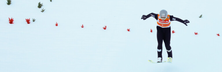 Jarl Magnus Riiber springt Schanzenrekord.