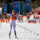 Ida Marie Hagen (NOR) feiert ihren dritten Weltcupsieg.