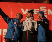 Sieger-Selfie: Johannes Lamparter (AUT), Jarl Magnus Riiber (NOR), Stefan Rettenegger (AUT) (l-r)