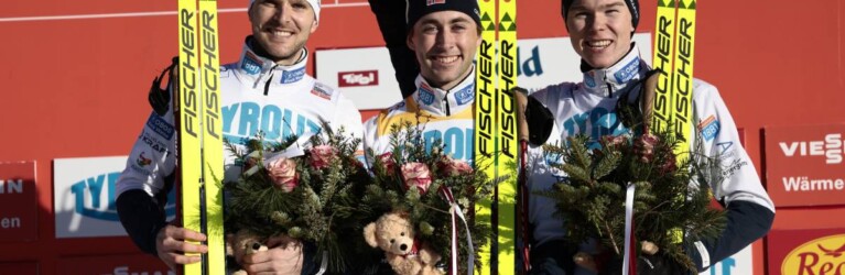 Das Podium der Herren: Joergen Graabak (NOR), Jarl Magnus Riiber (NOR), Jens Luraas Oftebro (NOR), (l-r)