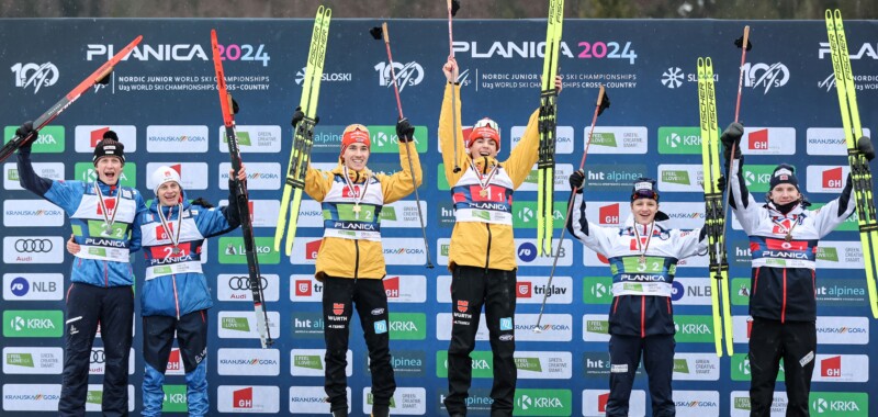 Teamsprint bei der Junioren-WM: Silber geht an Paul Walcher (AUT) und Jonas Fischbacher (AUT), Gold an Tristan Sommerfeldt (GER) und Richard Stenzel (GER), Bronze an Jens Dahlseide Kvamme (NOR) und Joergen Berget Storsveen (NOR) (l-r).