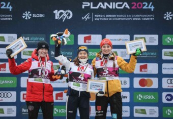 Die Medaillengewinnerinnen: Alexa Brabec (USA), Weltmeisterin Minja Korhonen (FIN), Ronja Loh (GER) (l-r)