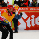 Arbeit für die Sozialen Medien bei Johannes Rydzek (GER) und Nathalie Armbruster (GER) (l-r)