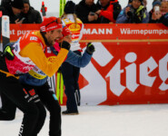 Arbeit für die Sozialen Medien bei Johannes Rydzek (GER) und Nathalie Armbruster (GER) (l-r)