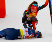 Lena Brocard (FRA) und Nathalie Armbruster (GER) (l-r) im Ziel