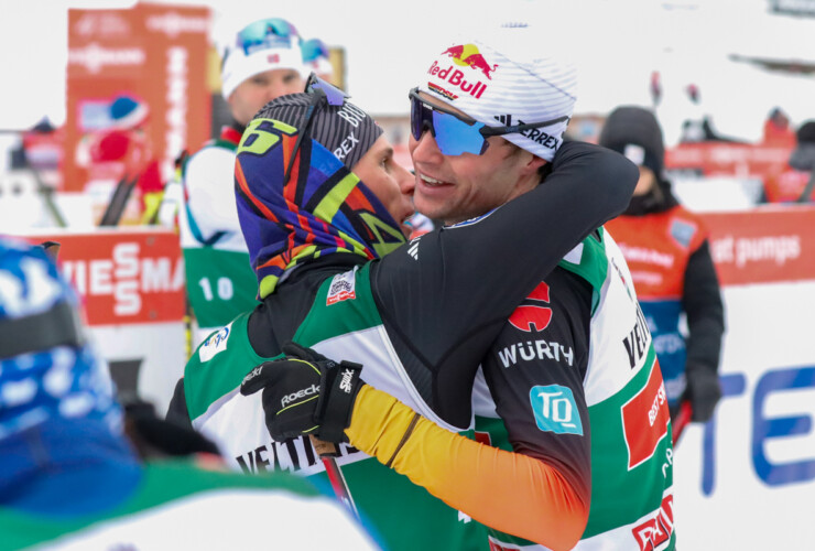 Glückwunsch vom Kollegen: David Mach (GER), Vinzenz Geiger (GER), (l-r)