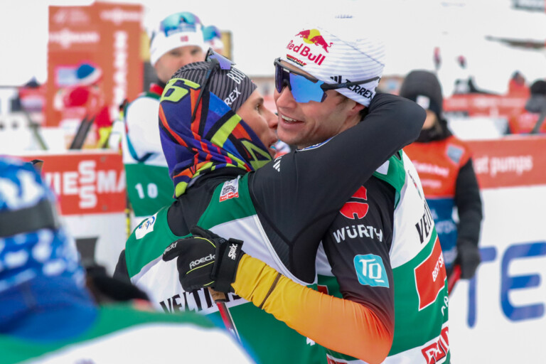 Glückwunsch vom Kollegen: David Mach (GER), Vinzenz Geiger (GER), (l-r)