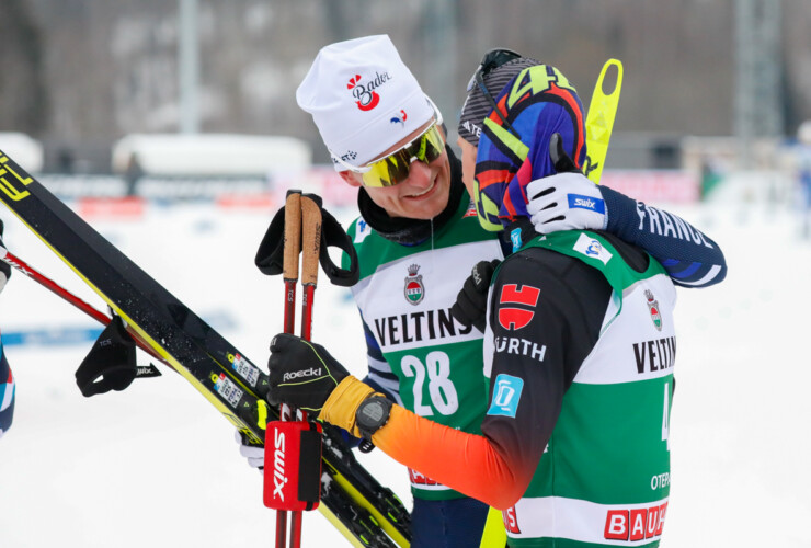 Glückwunsch vom Kollegen: Matteo Baud (FRA), David Mach (GER), (l-r)