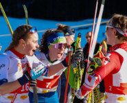 "Welchen Platz hast du?" - "Gewonnen!" - "Waaas?!?" Hanna Midtsundstad (NOR), Silva Verbic (SLO), Claudia Purker (AUT), (l-r)