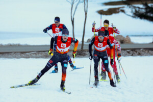 Christian Frank (GER), Simon Mach (GER), (l-r) beim Kampf um das erweiterte Podium