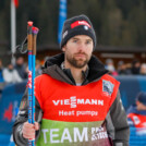 Alessandro Pittin (ITA) betätigt sich während seiner Rekonvaleszenz als Betreuer im italienischen Team.