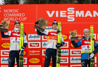 Das Podium der Herren: Joergen Graabak (NOR), Jarl Magnus Riiber (NOR), Johannes Lamparter (AUT), (l-r)