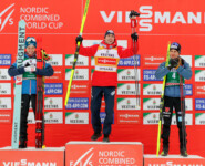 Das Podium der Herren: Stefan Rettenegger (AUT), Jarl Magnus Riiber (NOR), David Mach (GER), (l-r)