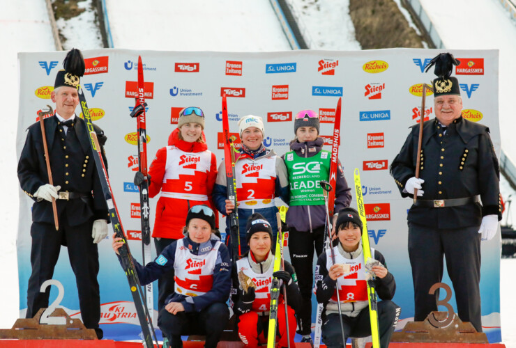 Das Podium der Damen: Alexa Brabec (USA), Claudia Purker (AUT), Joanna Kil (POL), (l-r), Sophia Maurus (GER), Jui Yamazaki (JPN), Yuzuki Kainuma (JPN), (l-r)