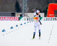 Jarl Magnus Riiber (NOR) sichert sich den Sieg im Gesamtweltcup.