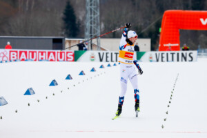 Jarl Magnus Riiber (NOR) sichert sich den Sieg im Gesamtweltcup.