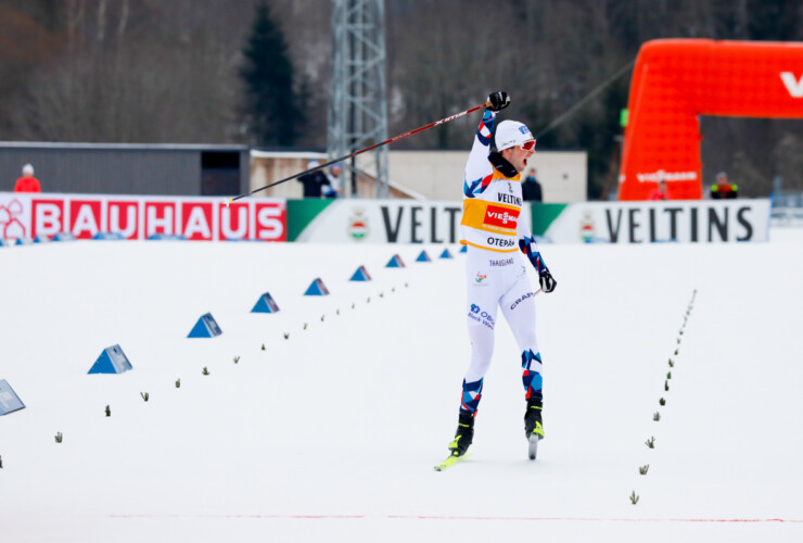 Jarl Magnus Riiber (NOR) sichert sich den Sieg im Gesamtweltcup.