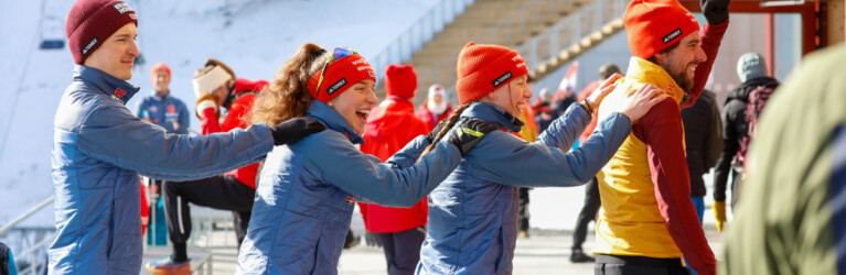 Behind the scenes: Spaß beim Videodreh für Manuel Faisst (GER), Nathalie Armbruster (GER), Jenny Nowak (GER), Johannes Rydzek (GER), (l-r)